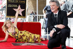 Курт Рассел и Голди Хоун на Аллее славы в Голливуде