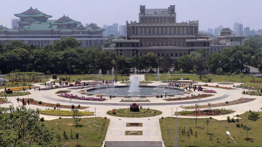 Парк фонтанов Мансудэ в Пхеньяне