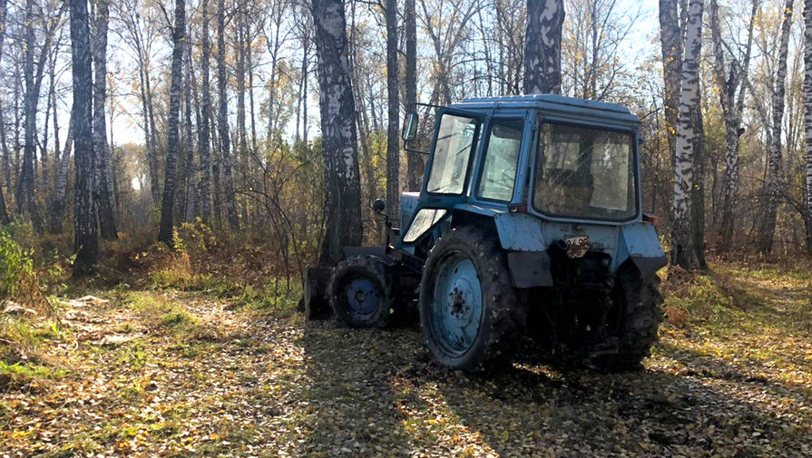 В Томске пьяный водитель на синем тракторе пытался скрыться от погони