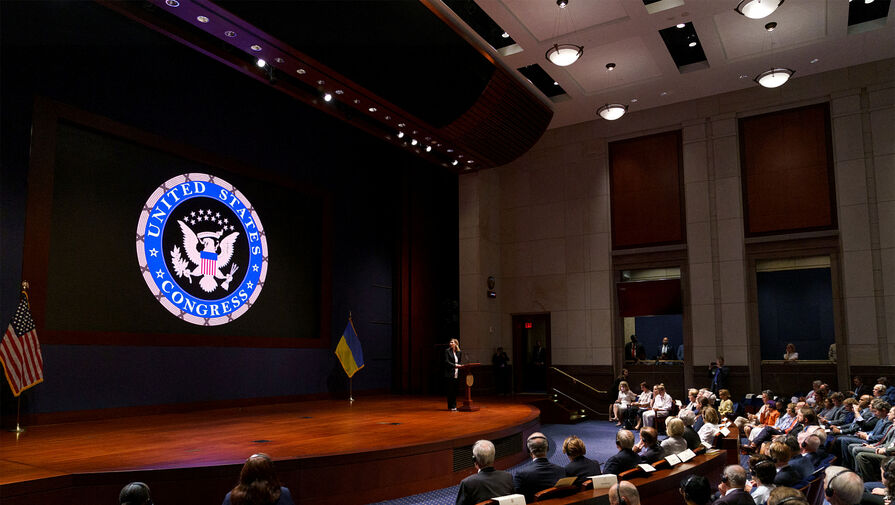 В конгрессе США потребовали от Пентагона отчет о расходах по Украине