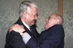 Президент РФ Борис Ельцин и музыкант Мстислав Ростропович в Москве, 1993 год