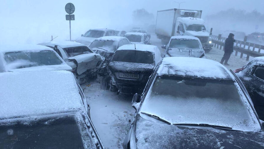 В Пензе и области устраняют последствия снежной бури