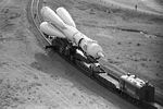 Подготовка к совместному советско-американскому космическому полету по программе «Союз» – «Аполлон». На снимке: вывоз ракеты-носителя с космическим кораблем «Союз» на стартовую площадку, 1975 год
