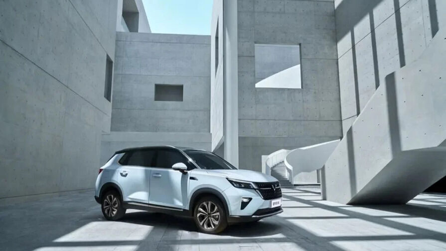 Марка Wuling, созданная GM для Китая, выпустила новый недорогой кроссовер