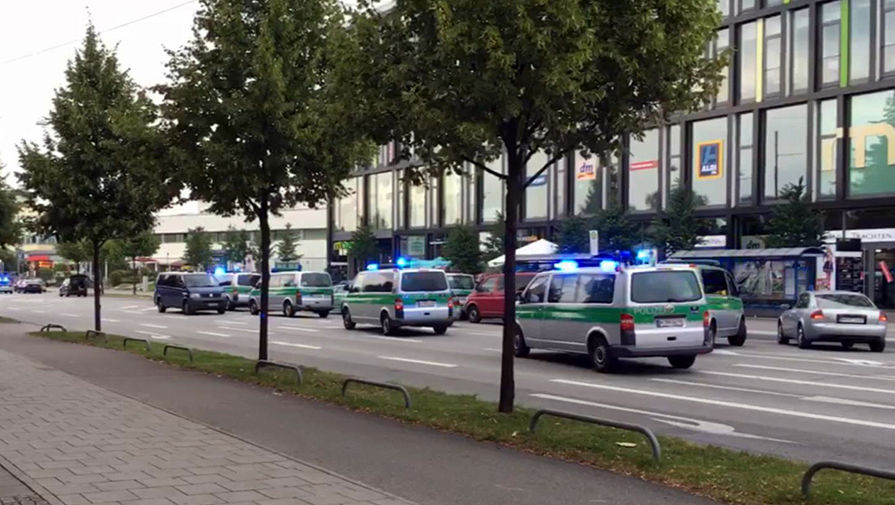 Ситуация около&nbsp;ТЦ Olympia в&nbsp;Мюнхене, где произошла стрельба