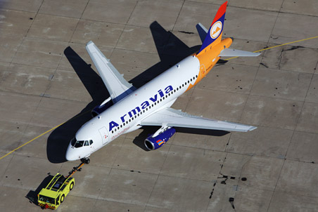 Ереванский аэропорт заблокировал рейсы «Армавиа» на фоне переговоров о продаже авиакомпании