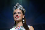 Анастасия Трусова, ставшая победительницей 19-го ежегодного Национального фестиваля красоты и талантов «Краса России–2013», на церемонии награждения во время финального шоу в театре «Россия»