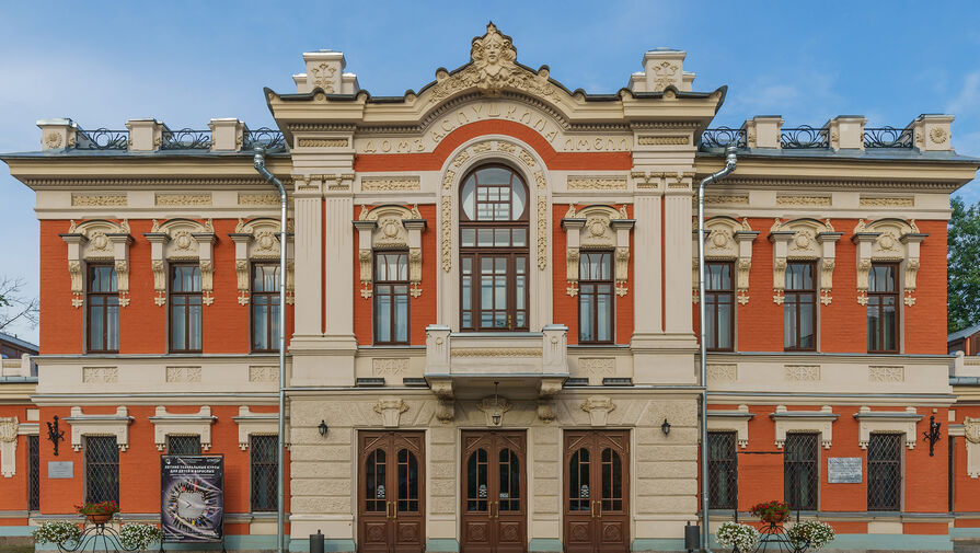 Псковский театр драмы передаст средства от продажи билетов на спецоперацию