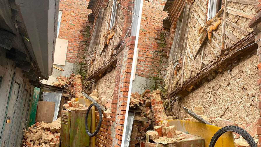 В Ростове-на-Дону рухнула часть жилого дома