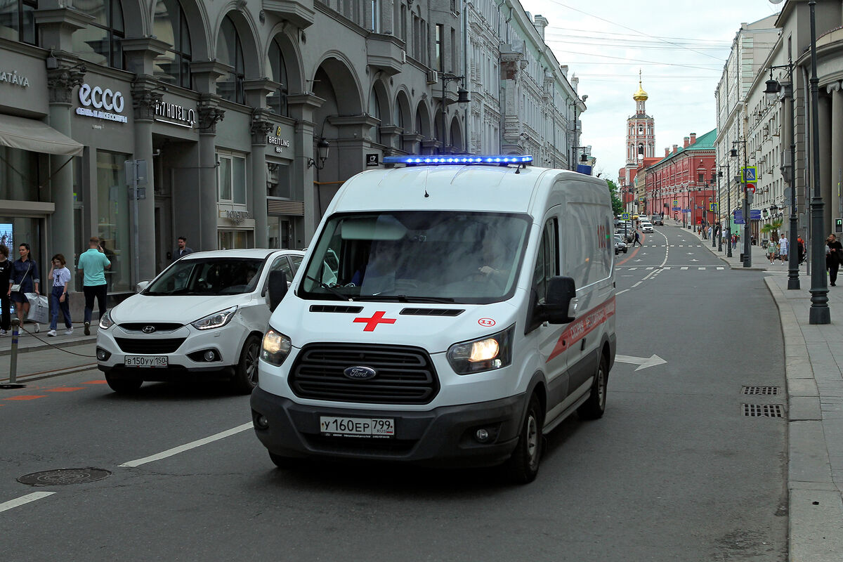 112: в Москве две девочки выпали из окна многоэтажного дома - Газета.Ru |  Новости