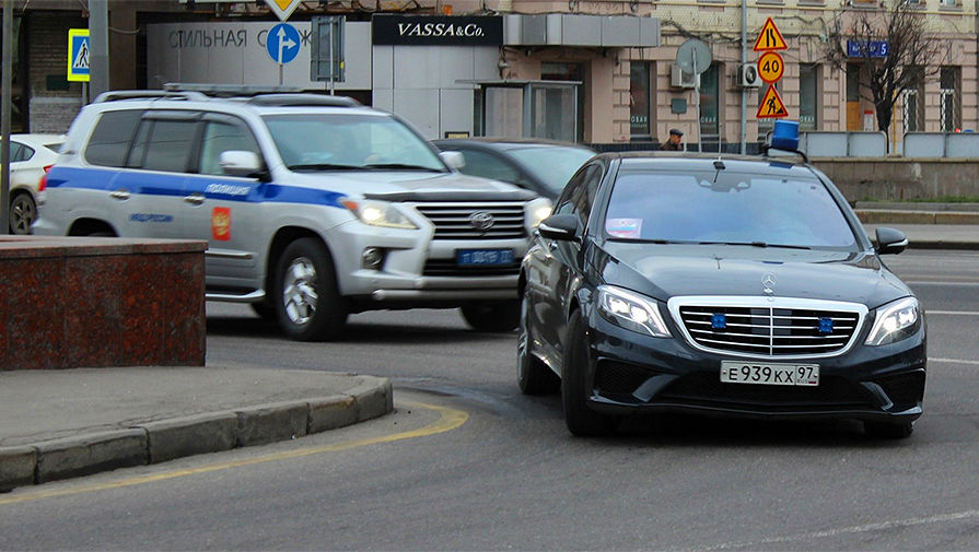 Mercedes-Benz S-Klasse с госномерами Е939КХ97