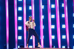 Участник «Евровидения-2018» из Чехии Миколас Йозеф исполняет песню 'Lie To Me' 