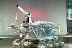 Цветная фотография «Лунохода-1» из архива НПО имени Лавочкина