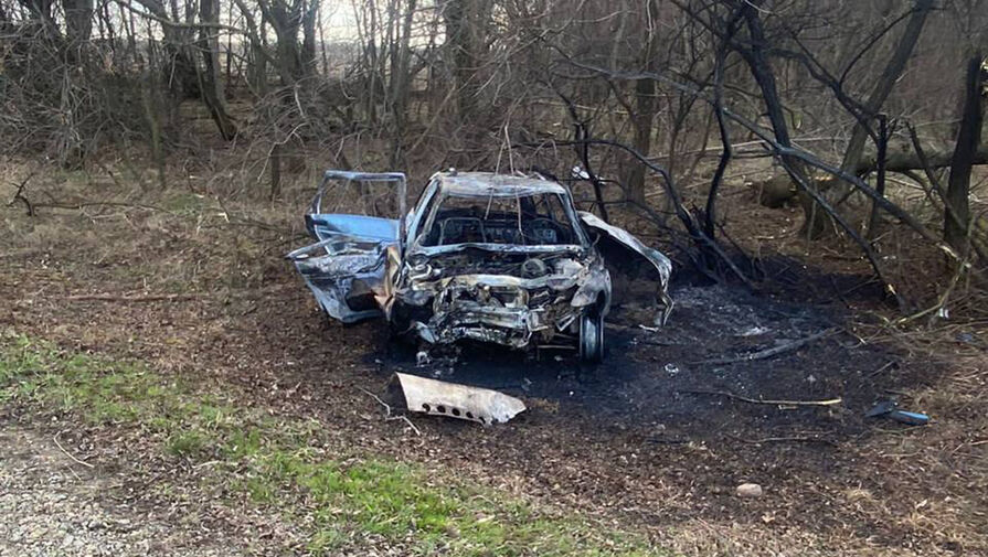 На Кубани водитель заживо сгорел в автомобиле после ДТП
