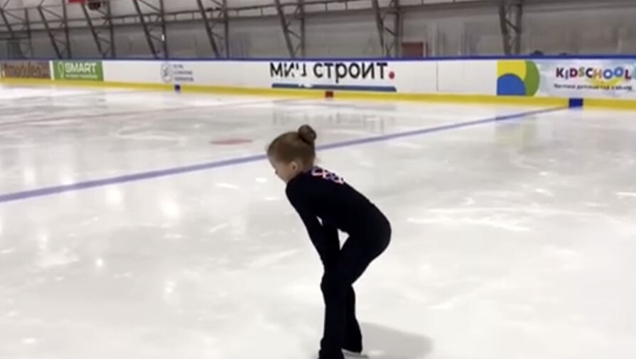 Отец 8-летней воспитанницы Тутберидзе унижает дочь в соцсетях из-за набранного килограмма