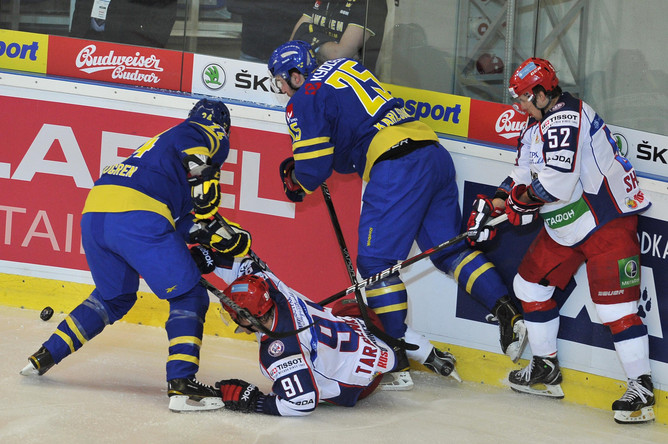 Сборная России провела матч с командой Швеции на «Чешских играх»
