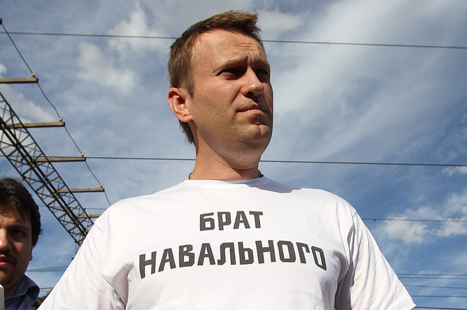 Алексей Навальный садится на поезд до Кирова, где состоится оглашение приговора суда по делу о хищениях в компании «Кировлес» 