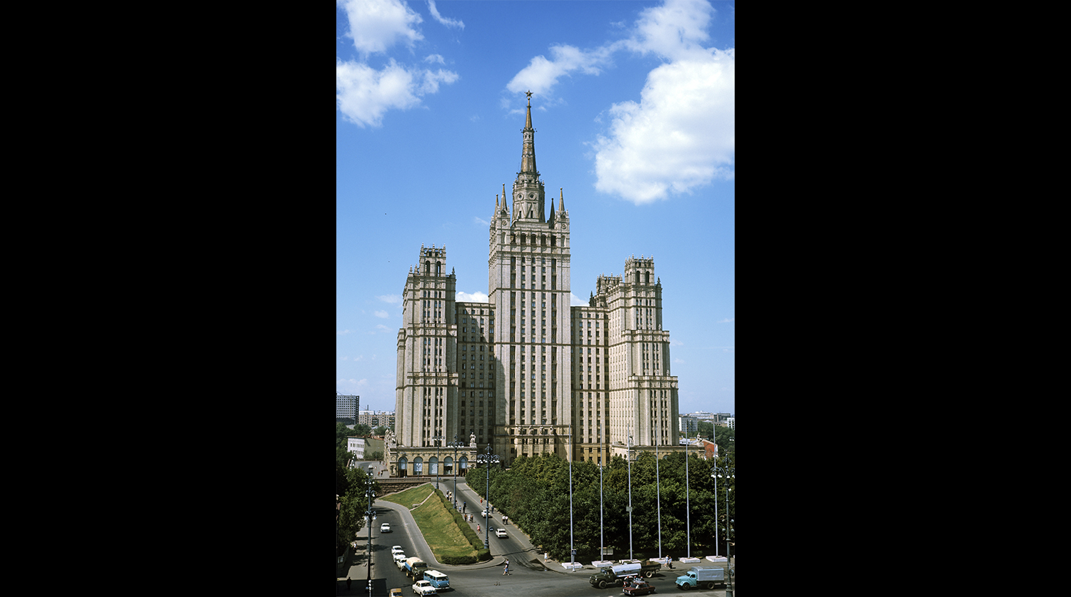 Жилой дом на площади Восстания (позднее — Кудринская площадь) , 1973 год