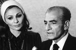 Реза Пехлеви вместе со своей женой в Панаме, декабрь 1979 года