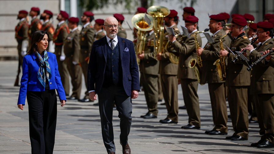 Министр обороны Испании сообщила об обучении в стране более тысячи бойцов ВСУ