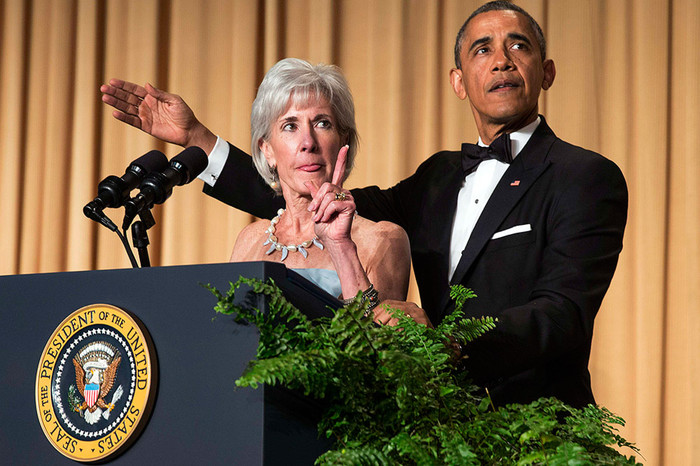 Министр здравоохранения США Кэтлин Сибелиус и президент США Барак Обама