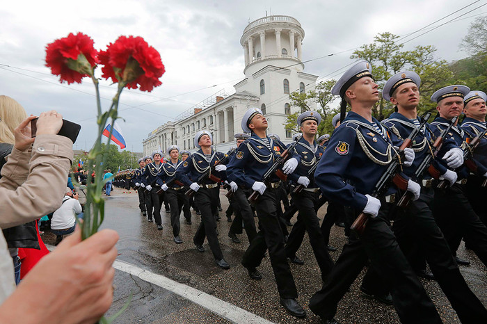 Военнослужащие России во время Парада победителей в&nbsp;Севастополе