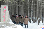 Высший руководитель КНДР Ким Чен Ын на священной горе Пэктусан, 4 декабря 2019 года