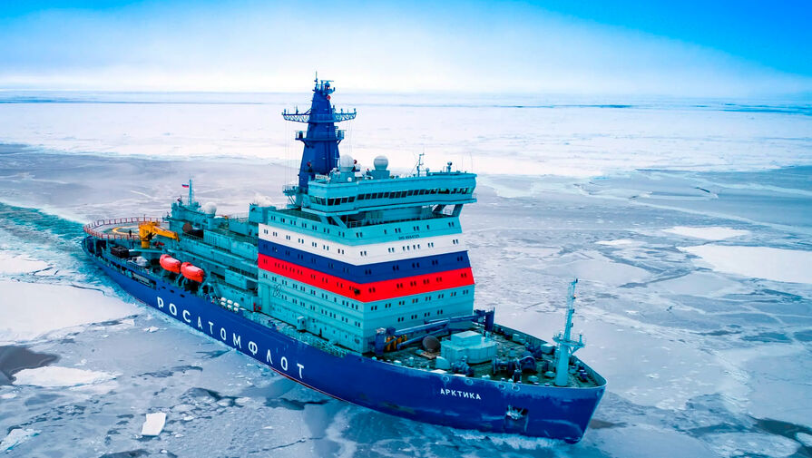 Российский танкер не застрял во льдах, а сильно замедлился