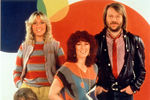 Группа ABBA получилась из творческого дуэта Бенни Андерссона и Бьорна Ульвеуса и солисток Анни-Фрид Лингстад и Агнеты Фельтског