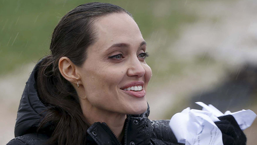 Анджелина Джоли изменилась до неузнаваемости из-за рака