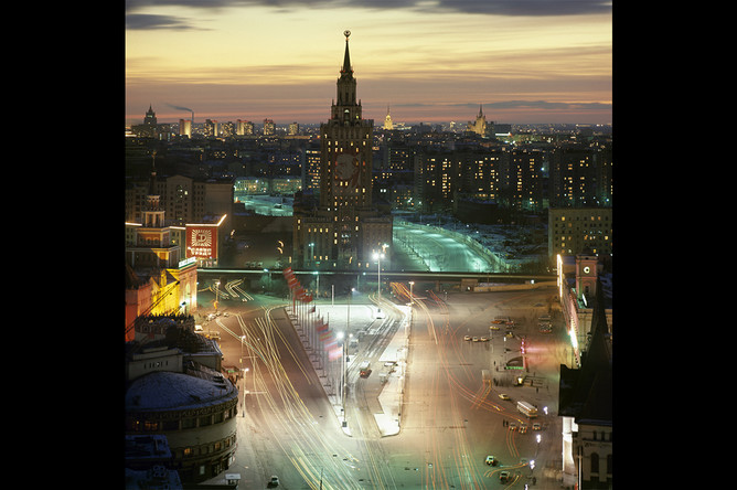 Гостиница «Ленинградская» на Комсомольской площади в Москве, 1978 год