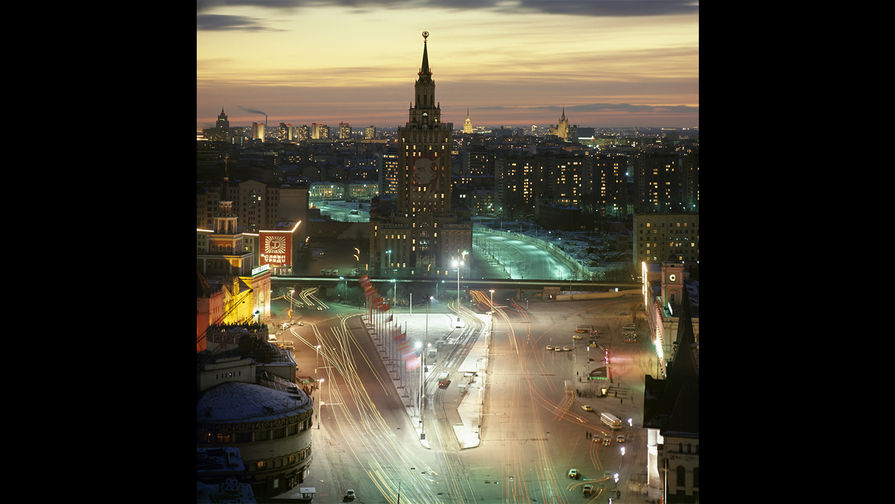 Гостиница «Ленинградская» на&nbsp;Комсомольской площади в&nbsp;Москве, 1978 год