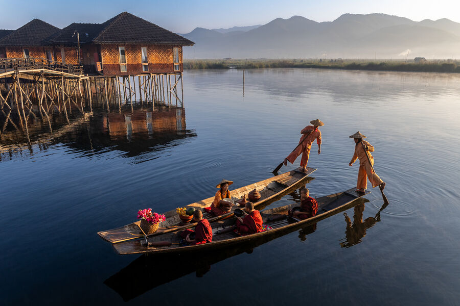 Надежда Николаева
<br><br>
<b>Культура и Ремесло Мьянмы </b>