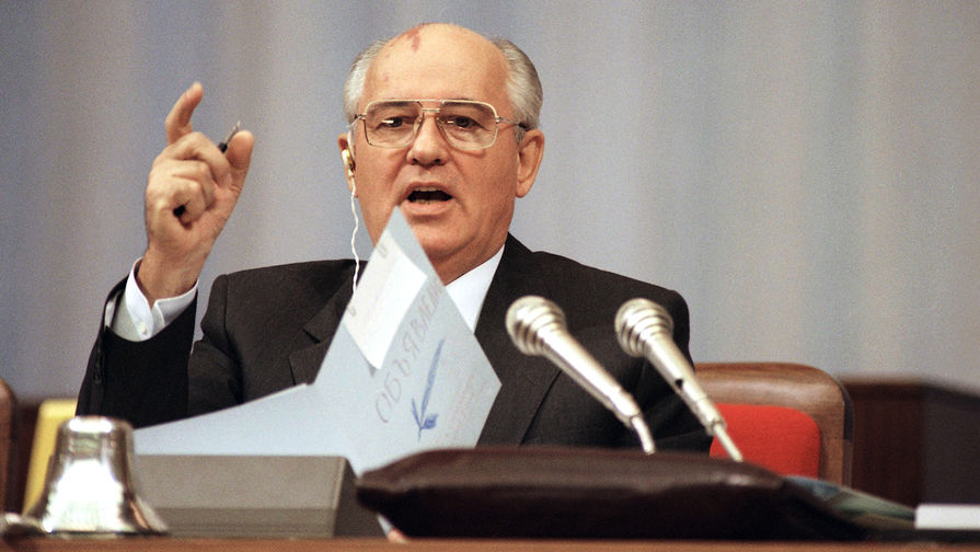 Михаил Горбачев на&nbsp;последнем съезде народных депутатов СССР, сентябрь 1991&nbsp;года