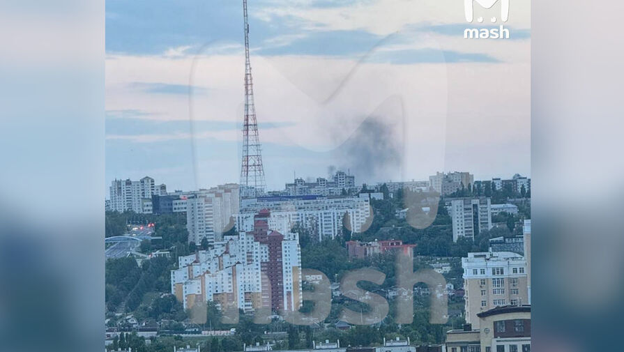 В Белгороде после нового обстрела поврежден как минимум один жилой дом
