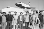 Экипаж «Мрия» после испытательного полета с космическим кораблем «Буран» на борту, 1989 год