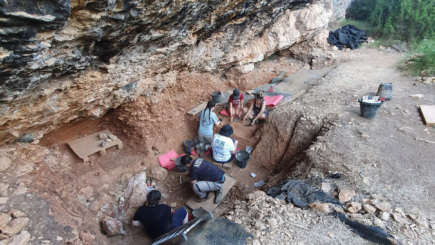 Сотни тысяч артефактов помогли ученым развеять один из мифов о неандертальцах