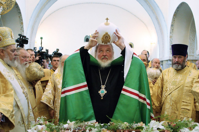 Патриарх Московский и Всея Руси Кирилл на мероприятиях, посвященных 100-летию Марфо-Мариинской обители. Сентябрь 2009 года