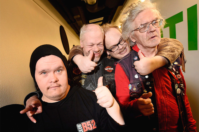 Участники финской панк-группы PKN