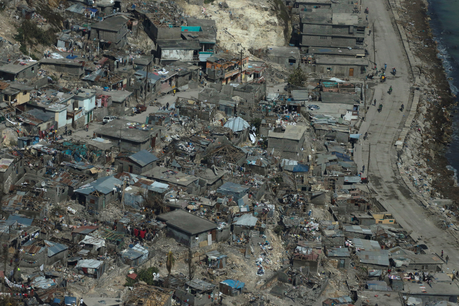 Сильнейшие землетрясения в америке. Землетрясение на Гаити 2010. Землетрясение в США. Землетрясение в Южной Америке.