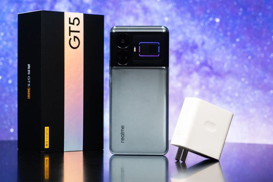 В Китае показали флагманский смартфон Realme с 24 ГБ оперативной памяти ...