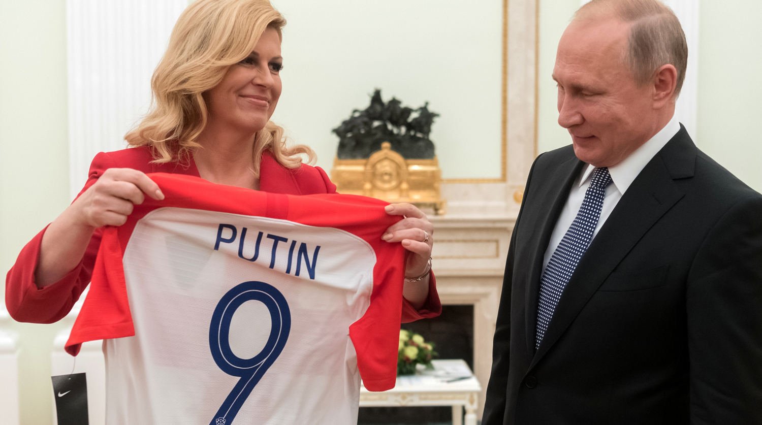 Президент Хорватии Колинда Грабар-Китарович и президент России Владимир Путин во время встречи в Кремле, 15 июля 2018 года