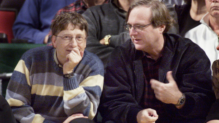 Соучредители корпорации Microsoft Билл Гейтс и Пол Аллен во время баскетбольной игры в&nbsp;Сиэтле, 2003 год
