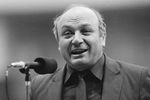 Михаил Жванецкий во время выступления, 1989 год