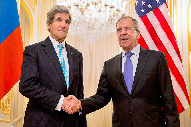 Государственный секретарь США Джон Керри и министр иностранных дел России Сергей Лавров