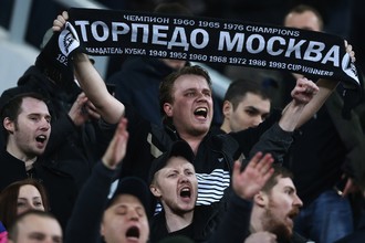 Торпедовские болельщики надеются сохранить клуб в Премьер-лиге