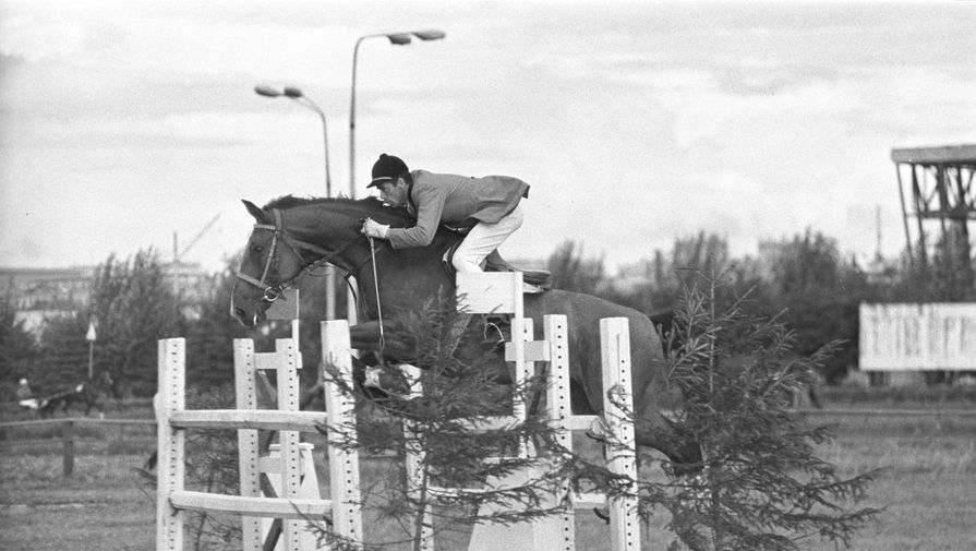 Скончался четырехкратный чемпион СССР по конному спорту Олег Оводов