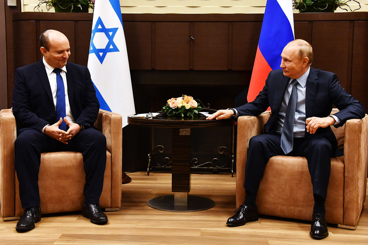 Президент РФ Владимир Путин и премьер-министр Израиля Нафтали Беннет во время встречи в резиденции «Бочаров ручей», 22 октября 2021 года