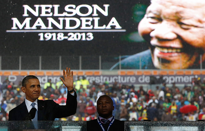 Барак Обама на&nbsp;церемонии прощания с&nbsp;Нельсоном Манделой в&nbsp;Йоханнесбурге