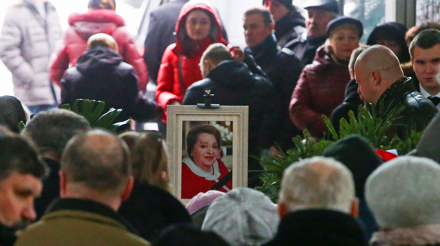 Прощание с актрисой Натальей Крачковской на Троекуровском кладбище в Москве